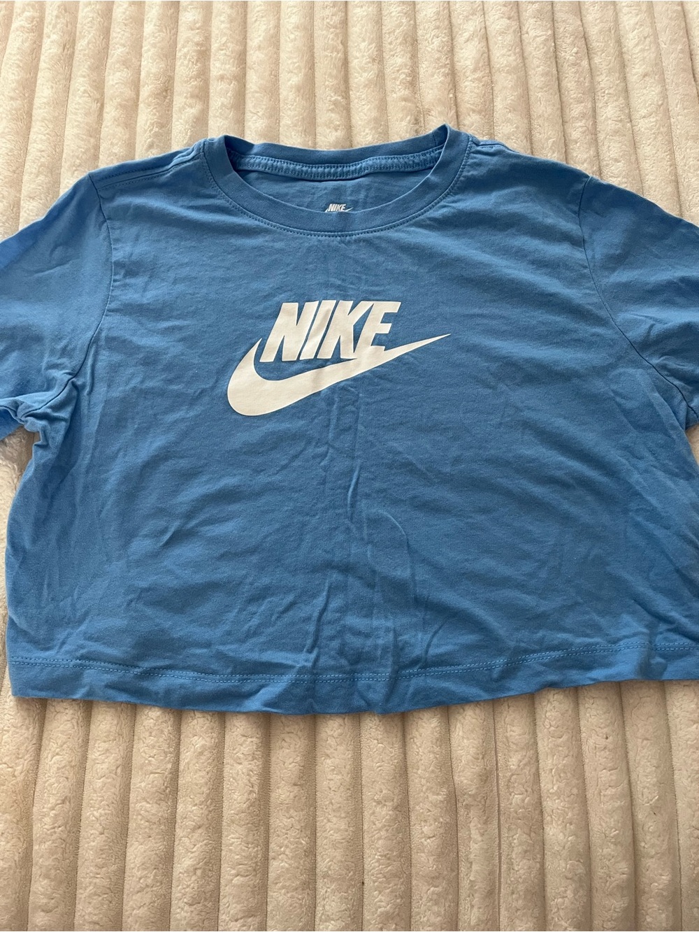 Nike Girls Cropped Sky Blue Tee with White Swoosh
